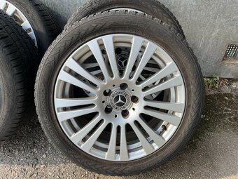 Originál hliníková kola 17" na Mercedes-Benz - 235/45/17 - 2