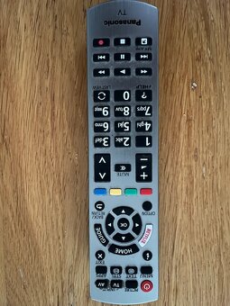 OLED TV PanasonicTX-55FZ800E - 2