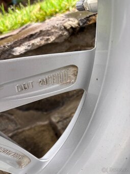 Zimní komplety / BMW X5 265/50 R19 - 2