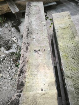 Staré pískovcové sloupy - 2