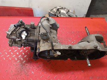 Apríla Leonardo - 2