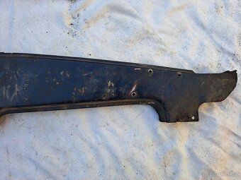 Jawa 250 350 velká kývačka - kryt řetězu - horní polovina - 2