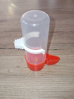 KRMÍTKA, DÁVKOVAČE VODY - 2