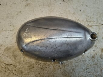 ČZ 150 víko motoru Monark - 2