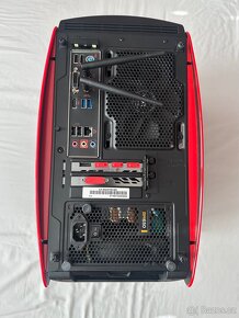 NZXT Manta - 2