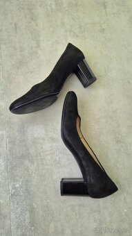 Elegantní kožené lodičky - 2