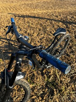 Celoodpružené kolo kross - 2