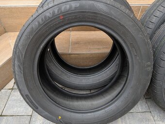 Pneu 215/60 R17 96H - 2