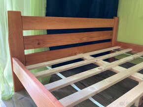 PRODÁM dřevěnou postel 140x200 NEPOUŽÍVANÁ - 2