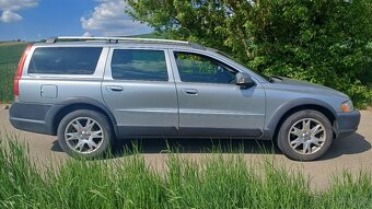 Prodám Volvo XC70 CROSS COUNTRY D5 136kw AWD - 2