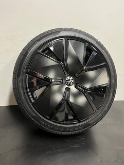 VW R19 Passat B8 a B9 Nová letní sada - 2
