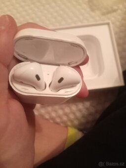 Airpods 1 - 2