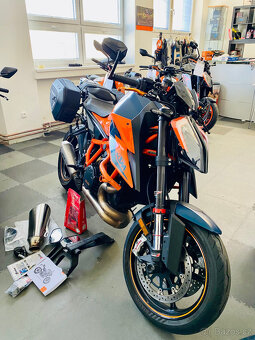 KTM 1290 Super Duke R = SPARK /SOFT /VÝBAVA 50.000 - 2