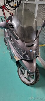 Piaggio XEVO 125 - 2