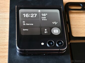 Samsung Galaxy Z flip5 8/512 GB top stav,zár. - 2