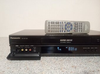 S-VHS-ET Panasonic NV-SV120 - 2
