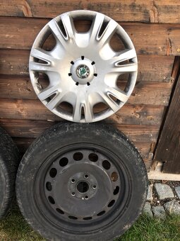 Pneumatiky Superb 205/55 R16 zimní  s disky a opoklice - 2