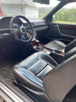 Mercedes Benz W124 coupe díly - 2