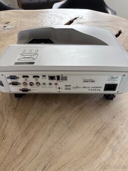 Prodám laserový projektor Optoma ZU 500UST - 2