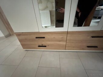 Šatní skříň se zrcadlem a zásuvkami Rasant - 2