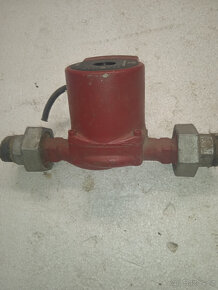 Oběhové čerpadlo Grundfos - 2
