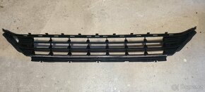 WV Golf VII 2013-2018 přední mřížka - 2