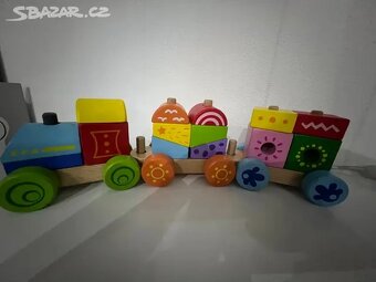 Dřevěný vlak barevný + kostky - 2