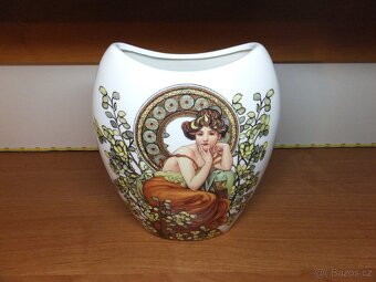 Krásná váza A. Mucha, značeno Queen Isabell. - 2