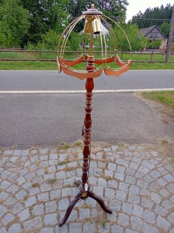 Prodám stojanovou lampu - 2