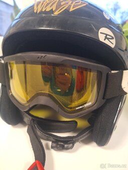 Lyžařská helma 58cm - 2