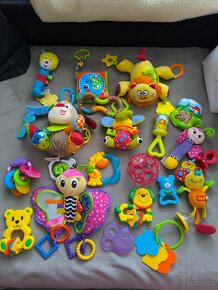 Dětské hračky pro miminka - 2