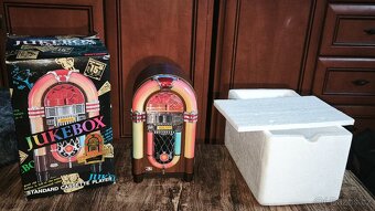 Starý Jukebox cassette player. - 2