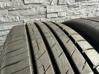 Pneu 215/60r17 - letní GoodYear -nové - 2