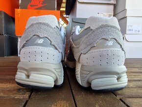 New Balance 2002 Protection Pack - 2