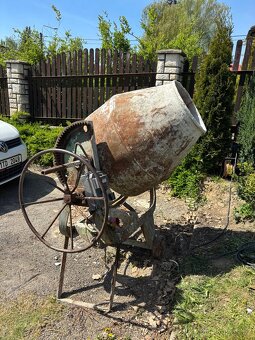 Stavební míchačka - 2