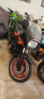Kawasaki gpz 750 - 2