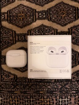 Apple AirPods 3 - 2