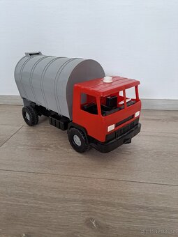 Chemoplast retro popelářské auto - 2