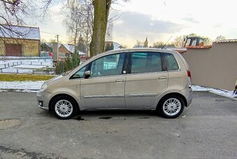 Lancia Musa 1.4 8V 57 kW LPG - 2