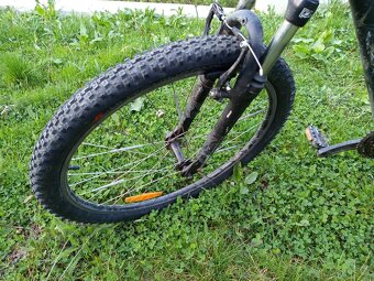 Kolo Specialized vel 26 " - 2