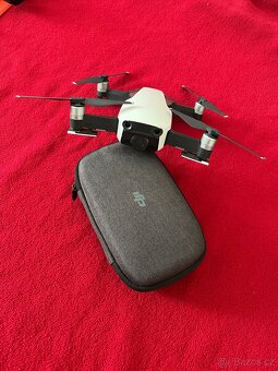Dron DJI Mavic Air - 2