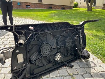 Chladičová stěna na Audi A4 B827TDI - 2