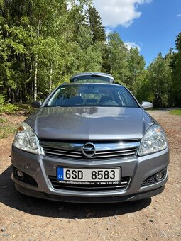 Opel Astra H 1.9 88kw - 2