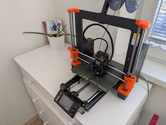 Prusa MK4 s Igus Drylin a kalenou tryskou po servise - 2