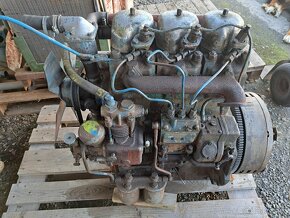 Motor zetor uřI 3001. Třiválec - 2