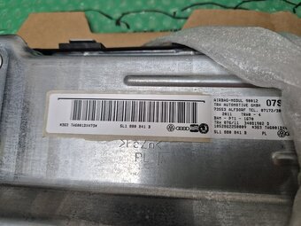 kolenní airbag Škoda Yeti 5L1880841B - 2