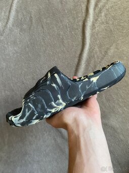 Adidas Slide - 2