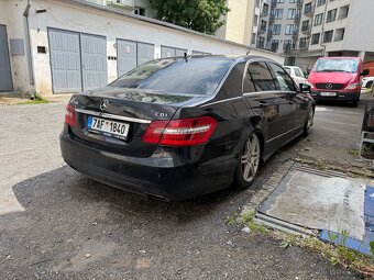 Mercedes Benz E350 CDI W212 Xenon Navi - 2