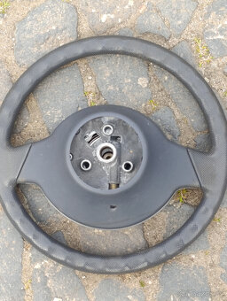 Volant Smart, Mercedes a Opel. - 2
