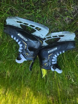 Dětské brusle SUPREME 29,5 - 2